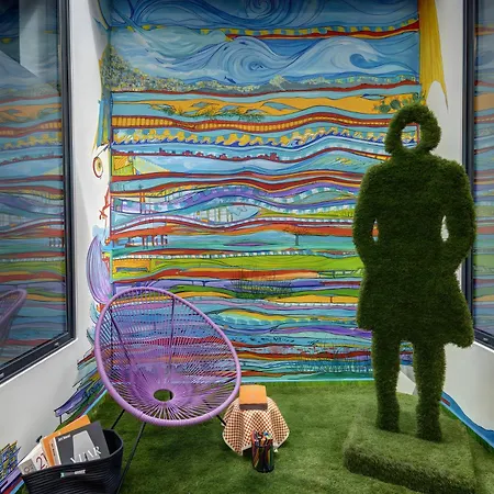 Artrock Experience Loft Gallery Apartment