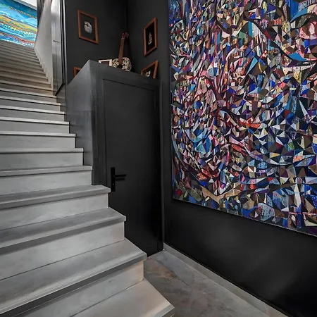 Artrock Experience Loft Gallery Apartment