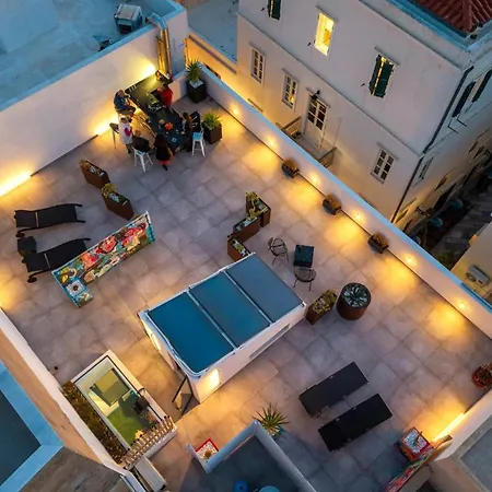 Artrock Experience Loft Gallery Apartment *