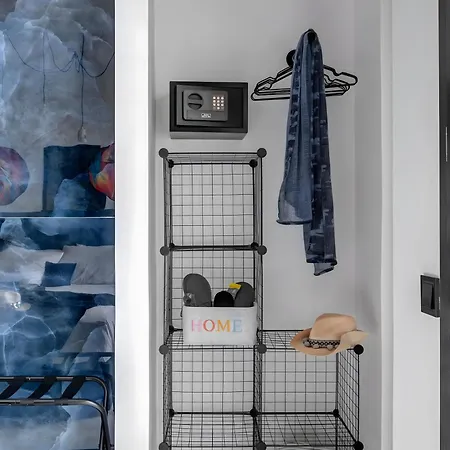 Artrock Experience Loft Gallery * 埃尔莫波利斯